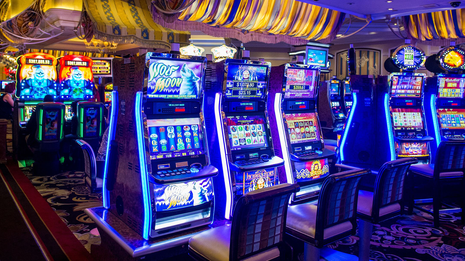 Immerse Yourself in the World of Online Slot Machines